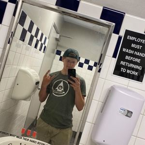 Meet your Posher, Andon